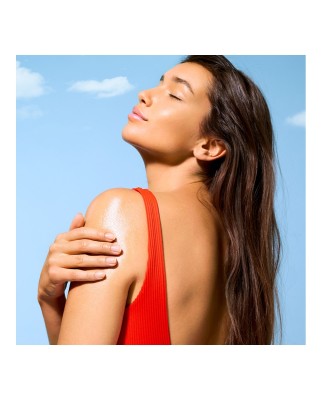 Nuxe Sun SPF30  Солнцезащитное масло-бронзатор для лица и тела