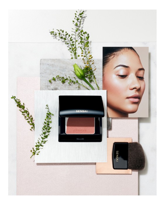 Sensai Blooming Blush Румяна