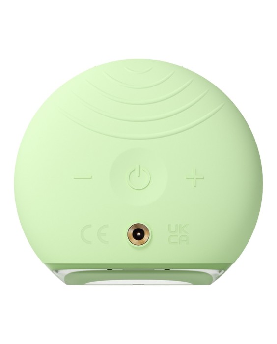 LUNA™ 4 go - Dispositivo de limpieza y reafirmante facial para todo tipo de pieles Pistachio FOREO