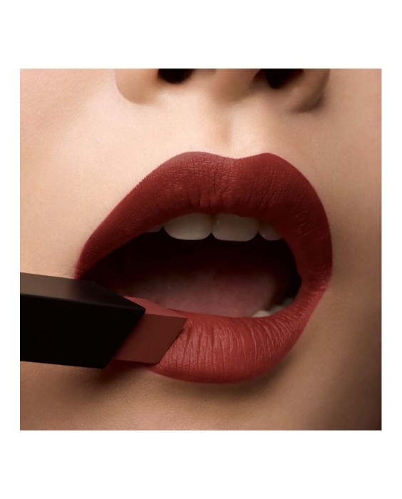 Barra de labios mate Rouge Pur Couture The Slim Velvet Radical Yves Saint Laurent
