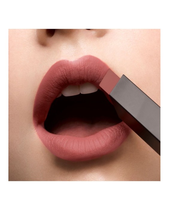 Barra de labios mate Rouge Pur Couture The Slim Velvet Radical Yves Saint Laurent