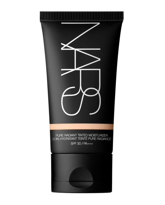 Hidratante con color Pure Radiant Tinted Moisturizer SPF30 Nars