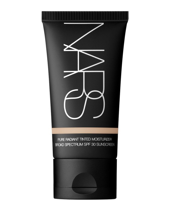 Hidratante con color Pure Radiant Tinted Moisturizer SPF30 Nars