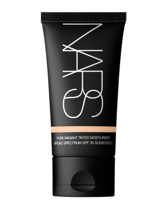 Hidratante con color Pure Radiant Tinted Moisturizer SPF30 Nars