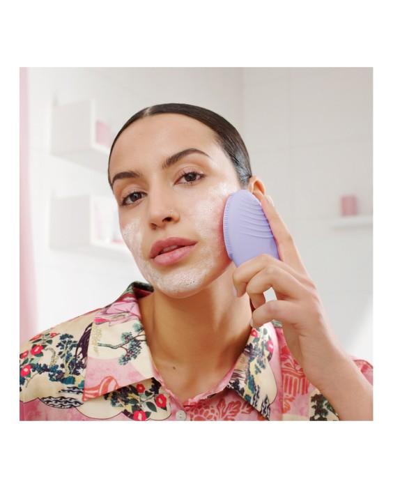 LUNA ™ 3 - Dispositivo de limpieza facial sónico y masajeador antiedad para piel sensible Sensitive Skin FOREO