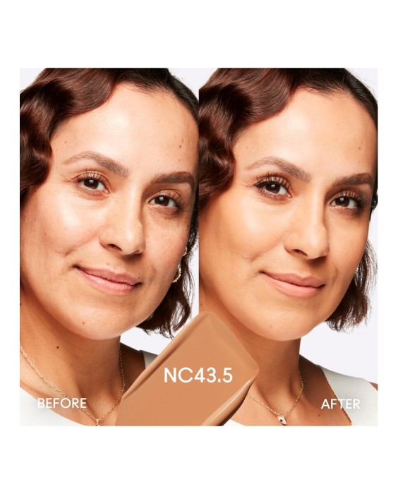 Base de maquillaje mate Studio Fix Fluid SPF15 control de grasa y brillos M.A.C.