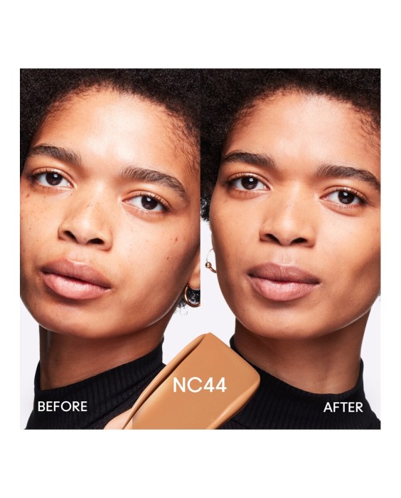 Base de maquillaje mate Studio Fix Fluid SPF15 control de grasa y brillos M.A.C.