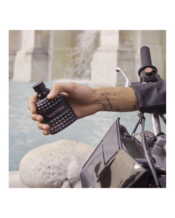 Eau de Toilette Born in Roma Uomo de Hombre Amaderado