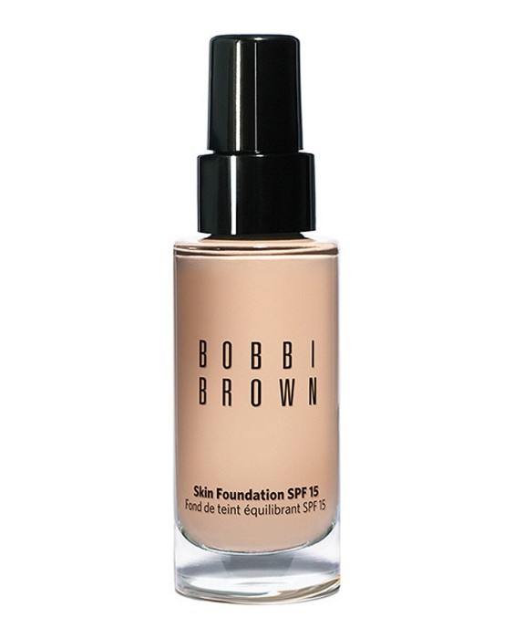 Base de maquillaje Skin Foundation SPF15 Bobbi Brown