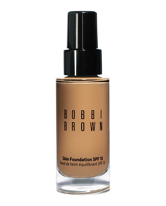 Base de maquillaje Skin Foundation SPF15 Bobbi Brown
