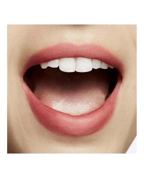 Barra de labios Powder Kiss Lipstick M.A.C