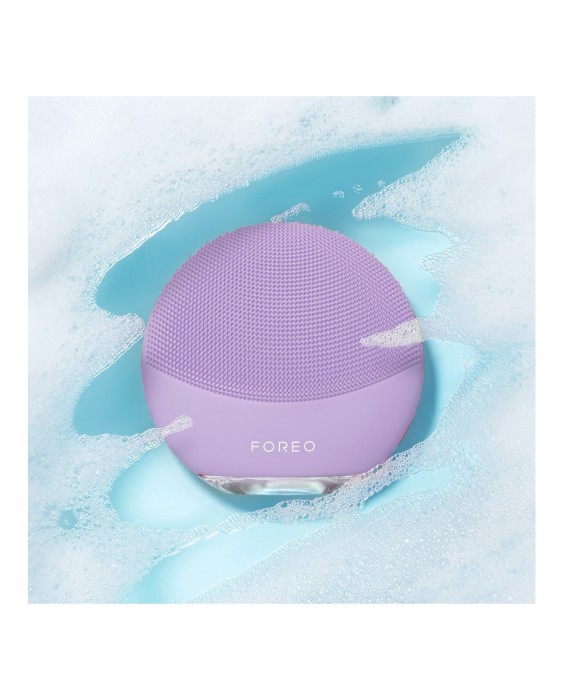 LUNA™ 4 mini - Dispositivo inteligente de limpieza facial con 2 zonas para todo tipo de pieles Lavender FOREO