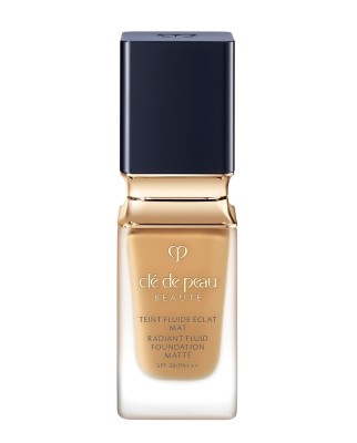 Base de maquillaje Radiant Fluid Matte Clé de Peau Beauté