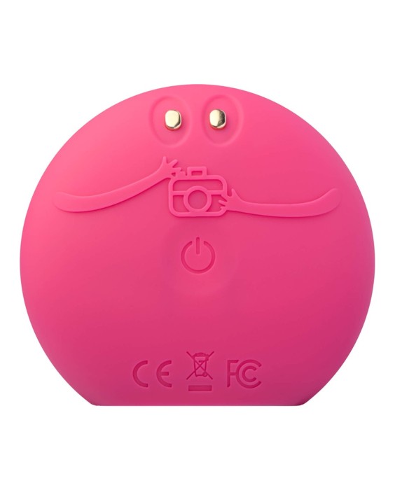 LUNA™ play smart 2 - Dispositivo de limpieza facial y análisis inteligente de la piel Fuchsia FOREO
