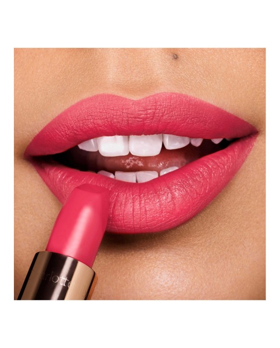 Charlotte Tilbury Matte Revolution Губная помада