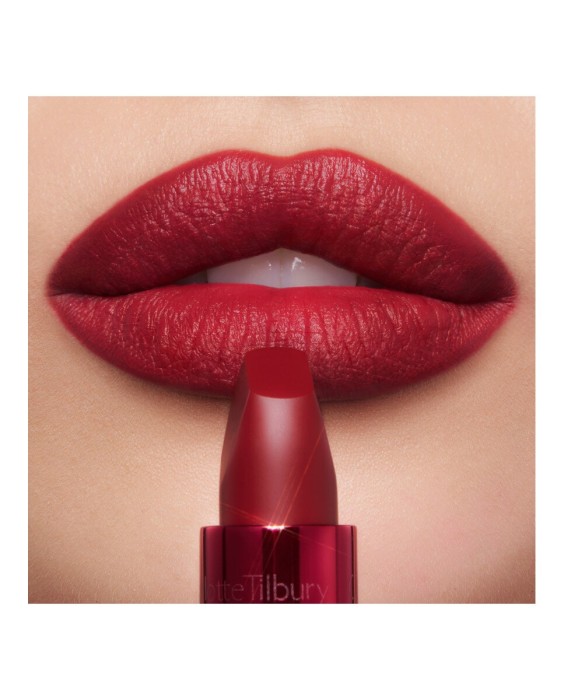 Charlotte Tilbury Matte Revolution Губная помада