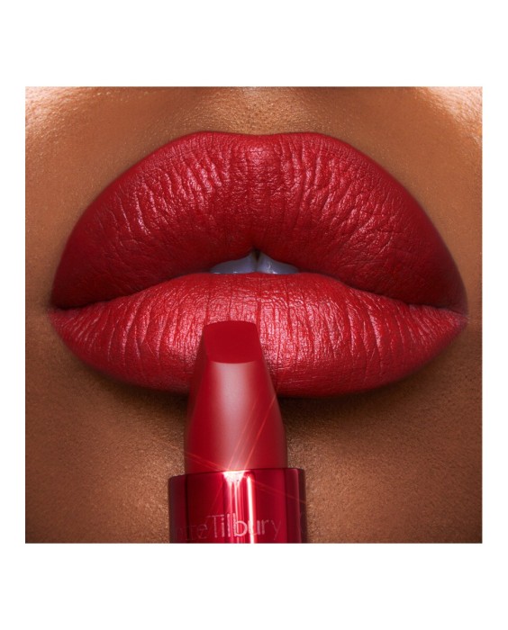 Charlotte Tilbury Matte Revolution Губная помада