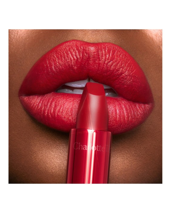 Charlotte Tilbury Matte Revolution Губная помада