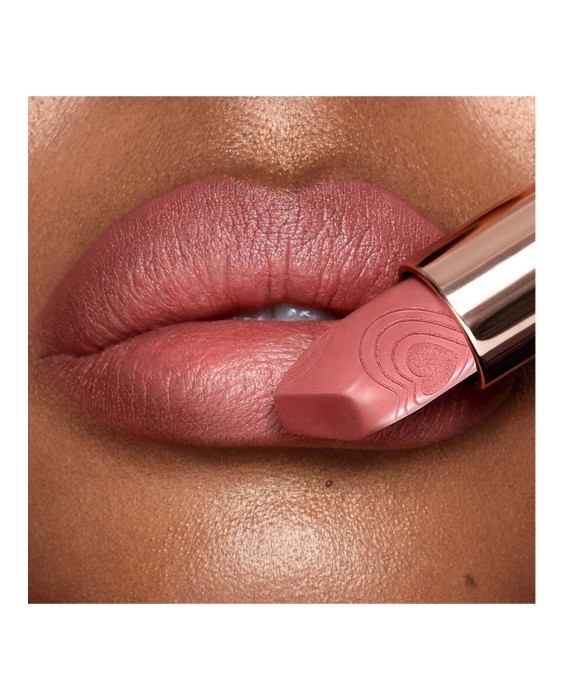 Charlotte Tilbury Matte Revolution Губная помада