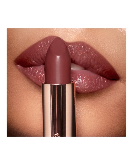 Charlotte Tilbury K.I.S.S.I.N.G Губная помада