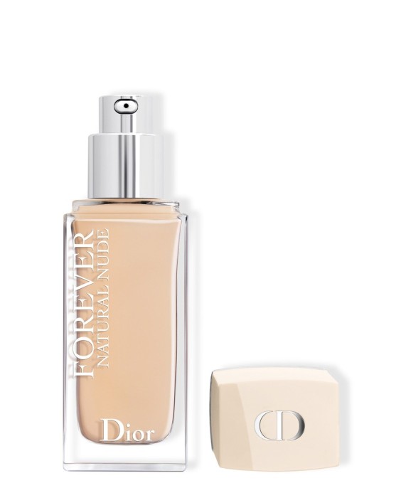 Fondo de maquillaje ligero - tez natural duración 24 h* - 96 %** de ingredientes de origen natural