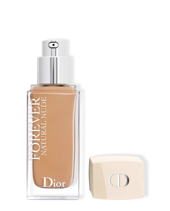 Fondo de maquillaje ligero - tez natural duración 24 h* - 96 %** de ingredientes de origen natural