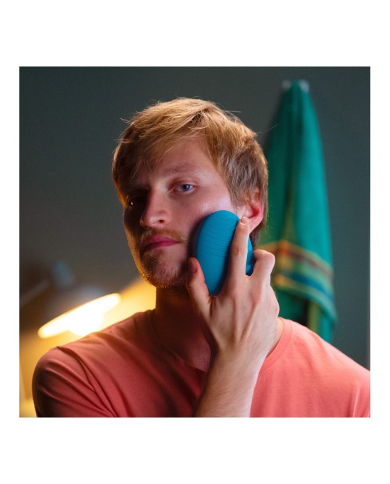 LUNA™ 4 MEN - Dispositivo inteligente de limpieza facial y masaje reafirmante para hombre: piel y barba FOREO