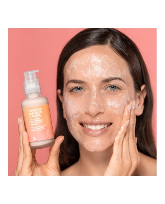 Exfoliante facial Exfoliating Rose Facial Cleanser 100 ml Freshly Cosmetics
