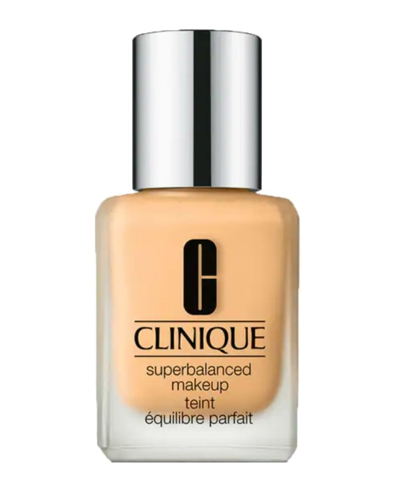 Base de maquillaje Superbalanced Piel normal/mixta Clinique