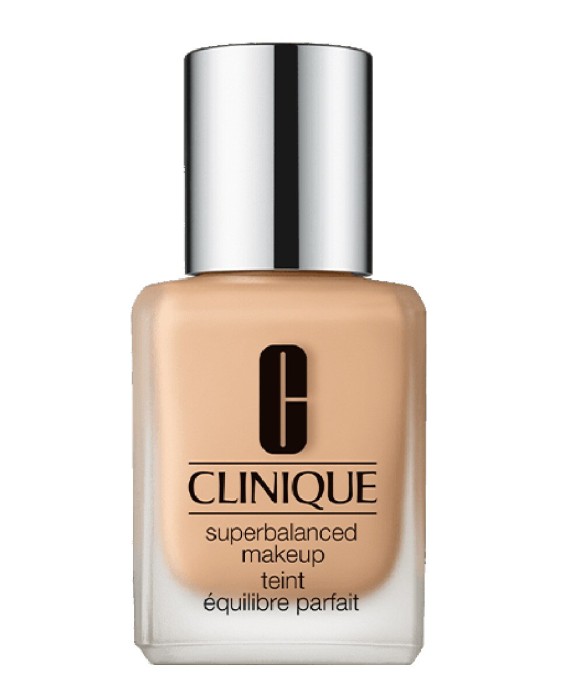 Base de maquillaje Superbalanced Piel normal/mixta Clinique