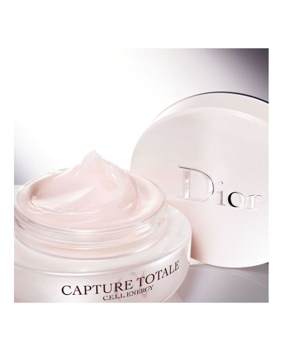 Dior Capture Totale Укрепляющий и корректирующий крем для лица