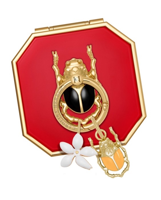 Accesorio Amuleto Escarabajo Carolina Herrera
