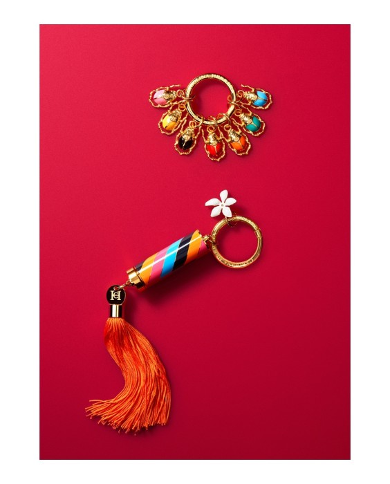 Accesorio Amuleto Escarabajo Carolina Herrera