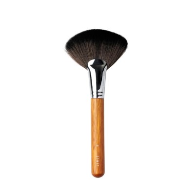 Brocha de maquillaje de abanico Etnia