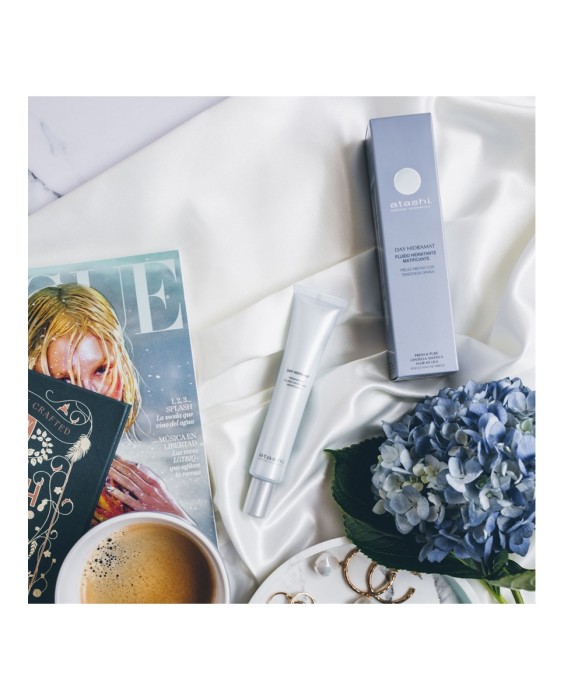 Fluído Fresh&Pure Day Hidramat Matificante Anti-Imperfecciones Piel Grasa 50 ml Atashi