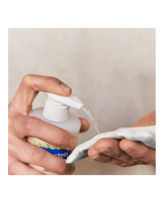 Agua Micelar sin aclarado certificado BIO para toda la familia Mustela