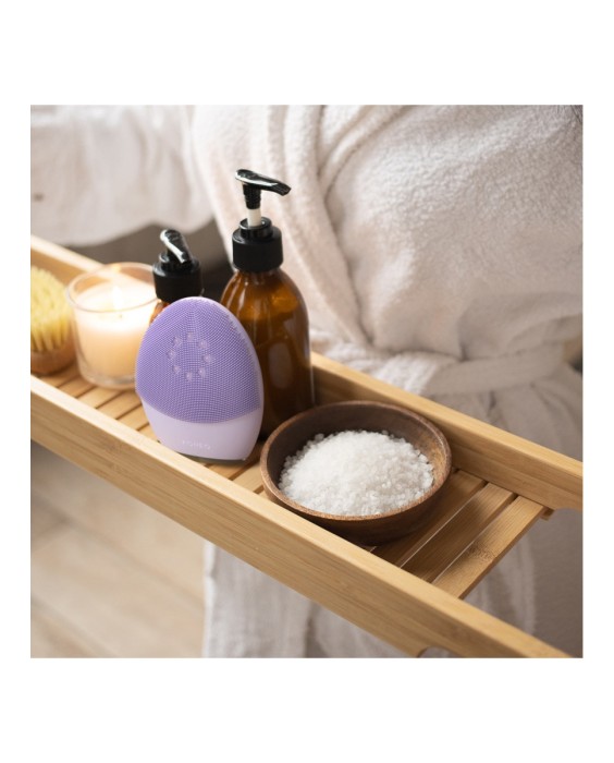 LUNA™ 4 plus - Dispositivo facial con infrarrojos Sensitive Skin FOREO