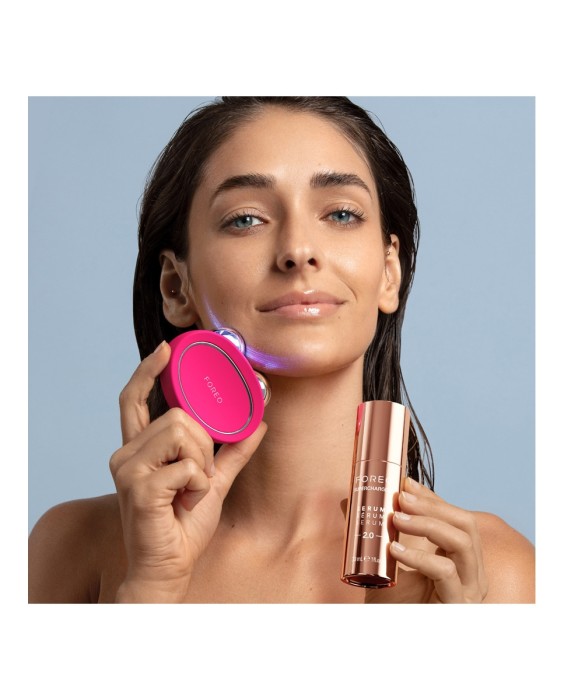 BEAR™ 2 Dispositivo de rejuvenecimiento facial con microcorrientes Fuchsia FOREO