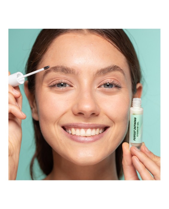 Freshly Cosmetics Perfect Defining Eyebrow Gel Transparente Фиксатор для бровей