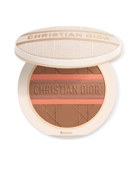 Polvos efecto buena cara con acabado bronceado