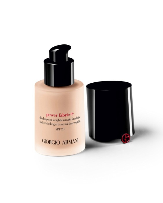 Giorgio Armani Power Fabric + Foundation SPF20  Тональная основа