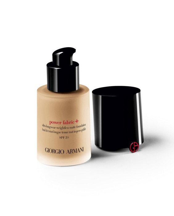 Giorgio Armani Power Fabric + Foundation SPF20  Тональная основа