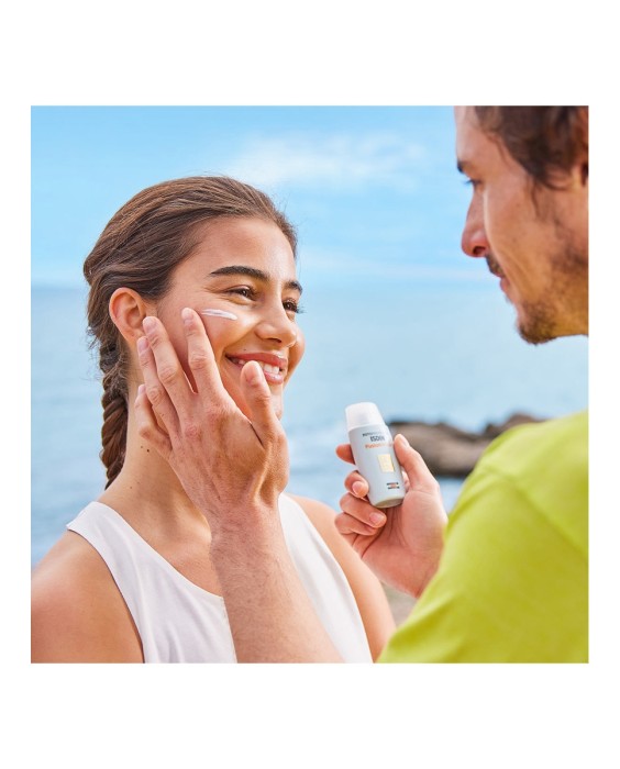 Fotoprotector facial Isdin Fusion Water Magic SPF50, 50 ml Isdin