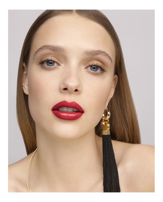 Barra de Labios Fabulous Kiss Efecto Mármol Gold Fantasy Carolina Herrera