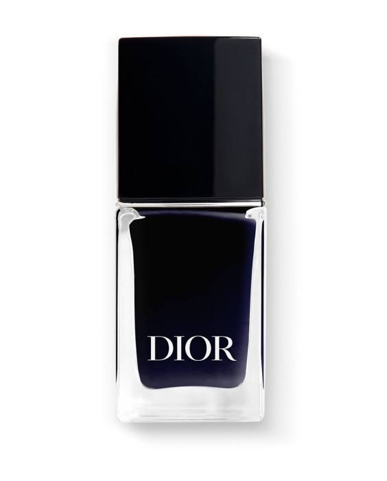 Laca de uñas efecto gel y color couture