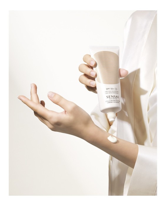 Sensai Silky Bronze Cellular Protective Cream for Body SPF50+ солнцезащитный крем