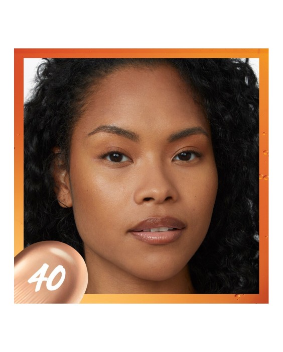 Base de maquillaje Super Stay Skin Tint + Vitamina C 24h Maybelline