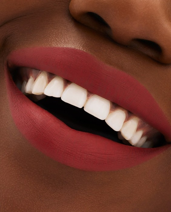 Barra de labios mate 24h larga duracion Locked Kiss M.A.C