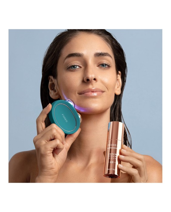 BEAR™ 2 Dispositivo de rejuvenecimiento facial con microcorrientes Lavender FOREO