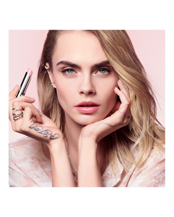 DIOR Addict Lip Glow Губная помада